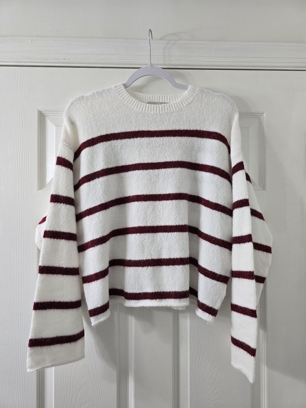 Zenana Outfitters White and Burgundy Striped Crew Neck Sweater